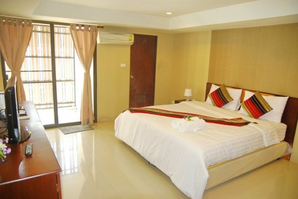 Grannylla Charoenkrung Banguecoque Exterior foto